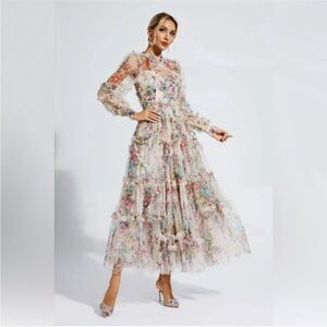 CATCHALL FLORAL DRESS SIZE L